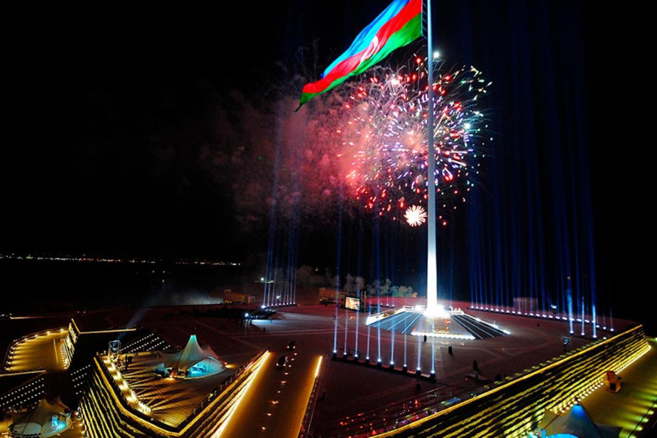 Sharq Plaza Hotel Baku Exterior photo